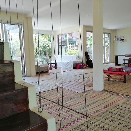 Vanpila Savannakhet Esterno foto
